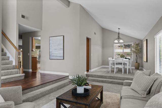 13907 Bruyere Ct, San Diego CA: https://media.crmls.org/mediaz/9b92990c-6ecf-49a5-8ffd-6d90a28cfe17.jpg