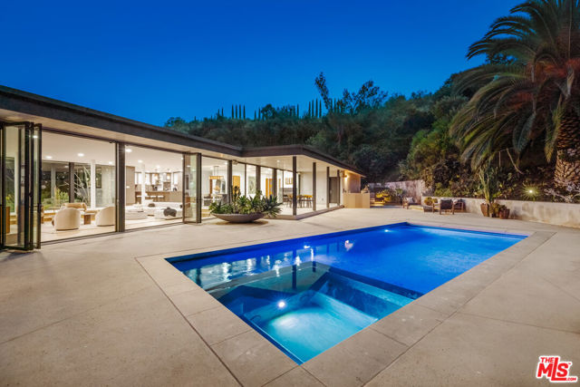 9991 Liebe Drive, Beverly Hills CA: https://media.crmls.org/mediaz/9b9329ad-c49f-4c7d-89da-772b750c9408.jpg