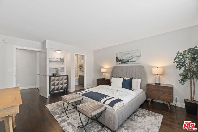 1541 Stoner Avenue, Los Angeles CA: https://media.crmls.org/mediaz/9b935666-e404-4a6f-b6f9-6003467ad891.jpg