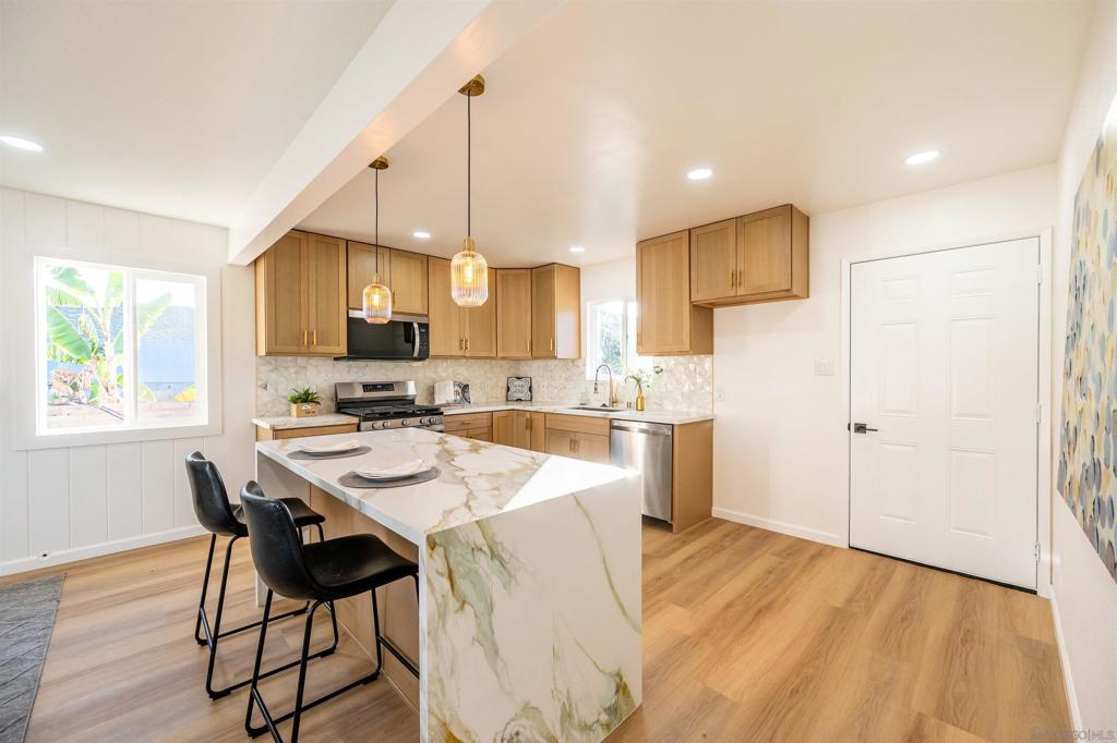 710 Morse - photo 10
