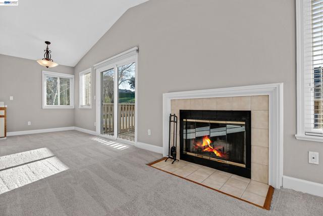 3769 Crow Canyon Rd, San Ramon CA: https://media.crmls.org/mediaz/9b93d68b-a02a-4acb-a72e-cff1ab6c7662.jpg