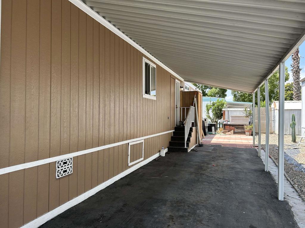 2550 Valley Pkwy - photo 3