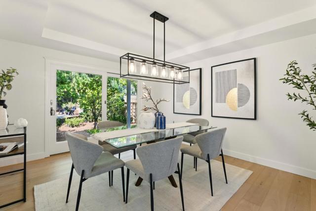 2816 Benson Way, Belmont CA: https://media.crmls.org/mediaz/9b943540-3f85-43da-9db6-122160fb93c7.jpg