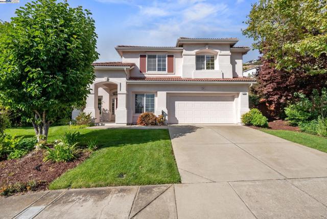 1000 Silver Maple Lane, Hayward CA: https://media.crmls.org/mediaz/9b948624-1e8a-4c19-ae1c-30b500d69cb0.jpg