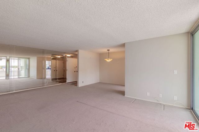 8701 Delgany Avenue, Playa del Rey CA: https://media.crmls.org/mediaz/9b955ddb-1190-49f1-8dd9-6f040cbea2e4.jpg