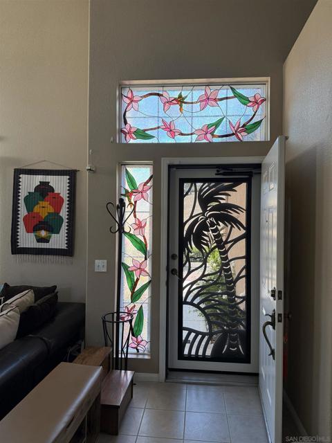 1676 W 11th Ave, Escondido CA: https://media.crmls.org/mediaz/9b95c05f-bc78-453e-b11e-122b32e05a50.jpg