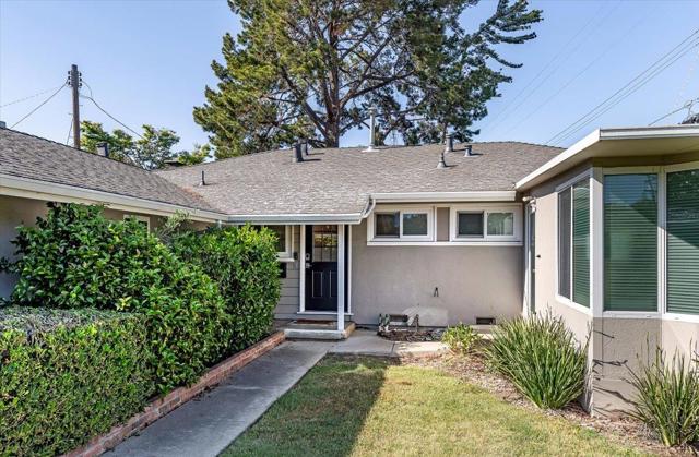 2725 Newhall Street, Santa Clara CA: https://media.crmls.org/mediaz/9b97aecc-f14b-4324-8566-85b6456c5219.jpg