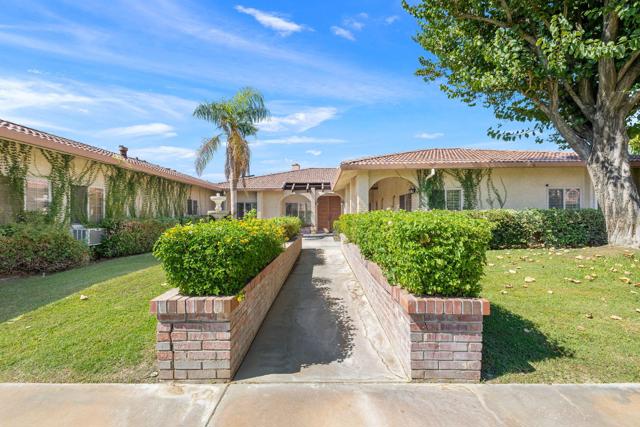 72056 Palm Haven Drive, Rancho Mirage CA: https://media.crmls.org/mediaz/9b9d3ca6-fea2-4901-8b11-8fe652f23543.jpg