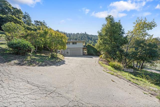 4760 Soquel Creek Road, Soquel CA: https://media.crmls.org/mediaz/9b9d48ff-34df-413f-b451-d6b79a0bab5f.jpg