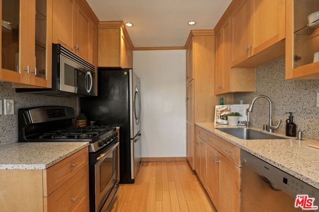 2721 2nd Street, 205 photo 10