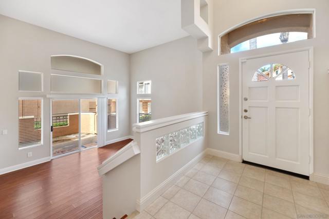 7182 Calabria Court, San Diego CA: https://media.crmls.org/mediaz/9b9e2668-7f5b-4a25-81db-041b4ff26eb1.jpg