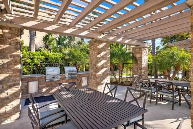 1132 Cherry Tree Lane, Vista CA: https://media.crmls.org/mediaz/9b9eb5cf-5f45-4150-a954-224d38517a8f.jpg