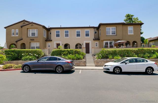 7895 Via Montebello, San Diego CA: https://media.crmls.org/mediaz/9b9ff986-ea8f-422a-9443-67d94c5057df.jpg
