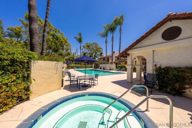 4210 Porte De Palmas, San Diego CA: https://media.crmls.org/mediaz/9ba00637-05a3-4e1c-9285-3a2583f45c2f.jpg