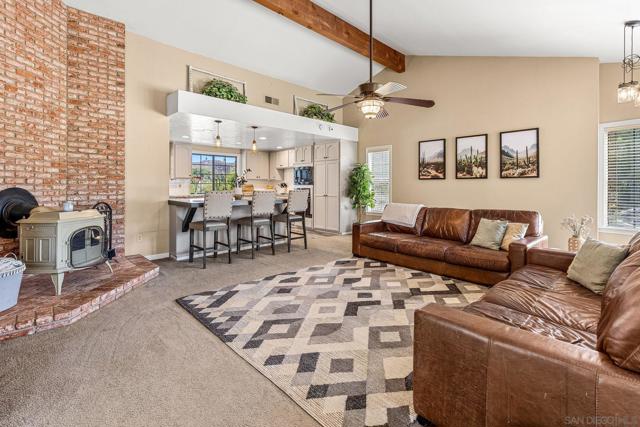 24822 Pappas Rd, Ramona CA: https://media.crmls.org/mediaz/9ba2d02b-4782-4d0d-9154-714c0ae87f24.jpg