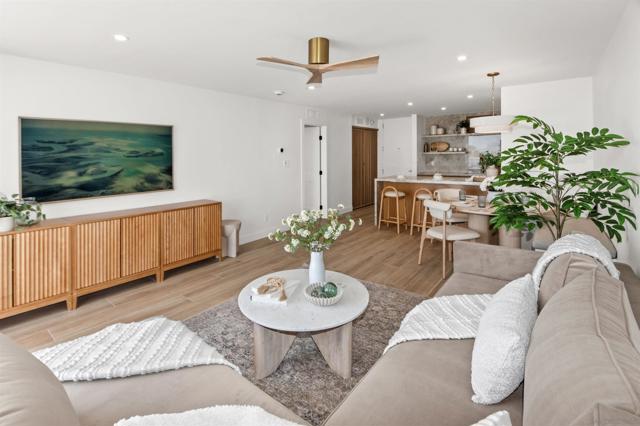 1830 Avenida Del Mundo, Coronado CA: https://media.crmls.org/mediaz/9ba3046a-cfda-4439-a796-972a94e67042.jpg