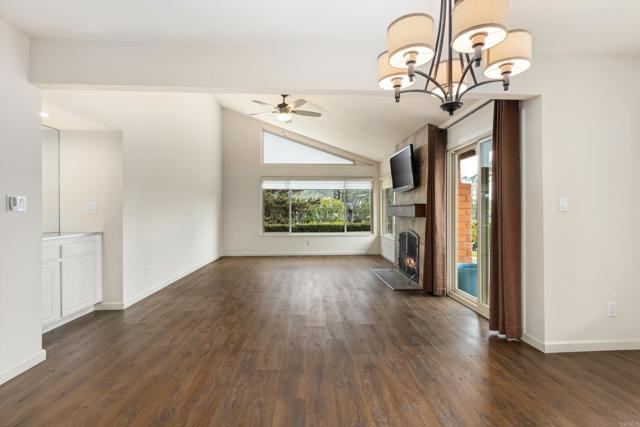 Detail Gallery Image 8 of 75 For 1159 Los Corderos, San Marcos,  CA 92078 - 2 Beds | 2 Baths