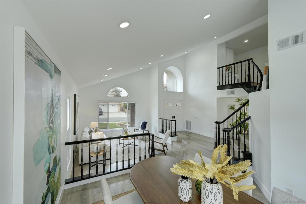 MLS #250025010SD img 11