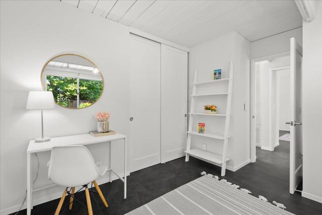 594 W Remington Drive, Sunnyvale CA: https://media.crmls.org/mediaz/9ba5fcca-4236-4d05-a855-866d9c30ec78.jpg