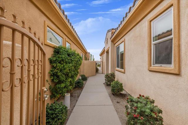 Image 6 of 51 For 67263 Chimayo Drive