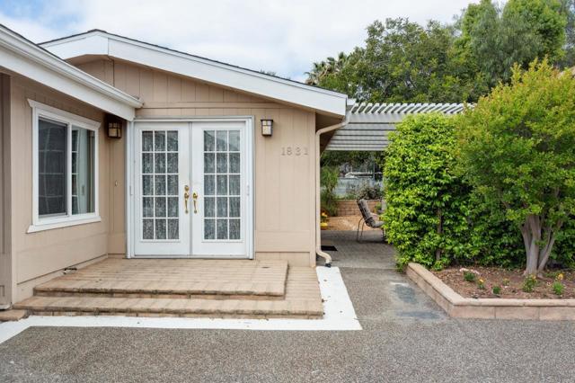 1831 Nova Gln, Escondido CA: https://media.crmls.org/mediaz/9ba66bbb-b65a-4c3d-81f4-d99f92f05724.jpg