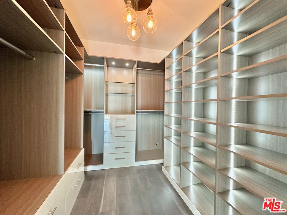 MLS #26840779 image #2