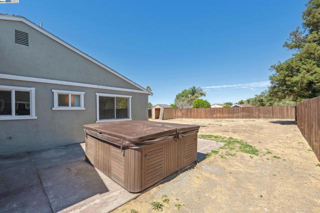 Image 22 of 25 For 148 Spinnaker Way