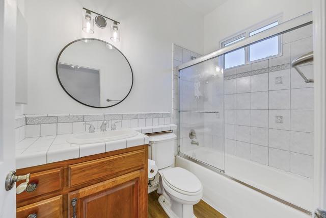 1508 Sequoia Lane, Vista CA: https://media.crmls.org/mediaz/9ba72cdc-ff59-4f79-8010-36c27fc08568.jpg
