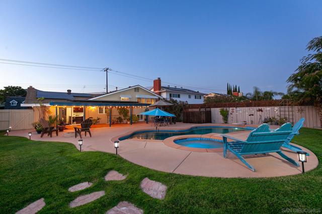 7783 Blue Lake Dr, San Diego CA: https://media.crmls.org/mediaz/9ba74eb4-5c89-473b-bc61-86ad007e5a4e.jpg