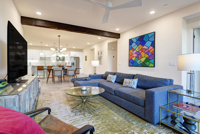 179 The Riv, Palm Springs CA: https://media.crmls.org/mediaz/9ba9a660-e46e-4e79-ba30-51f4bdd47850.jpg