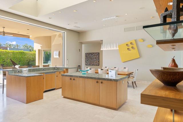28 Sun Ridge Circle, Rancho Mirage CA: https://media.crmls.org/mediaz/9ba9fce3-1e07-4d24-a79d-7b9254631fa0.jpg