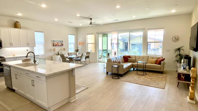 Image 3 of 42 For 3461 Via Leonardo