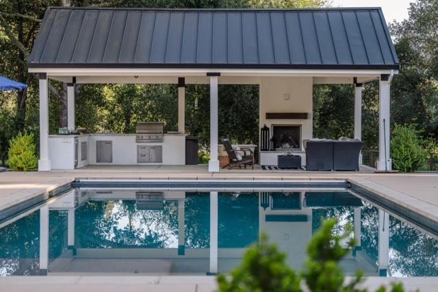 10555 Watsonville Road, Gilroy CA: https://media.crmls.org/mediaz/9baa26a1-c61b-400f-82c5-e4a24f7e0158.jpg