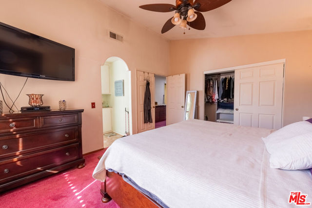 3626 W Avenue J2, Lancaster CA: https://media.crmls.org/mediaz/9bae60d3-a9a2-422f-8d2b-0bd6a37acb54.jpg
