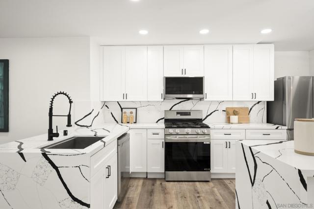 8287 Panchoy St, San Diego CA: https://media.crmls.org/mediaz/9bafc776-0eb8-48f6-a561-291bc3a70f86.jpg