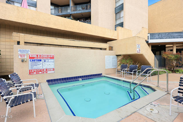 4499 Via Marisol, Los Angeles CA: https://media.crmls.org/mediaz/9bb0b901-ebe6-4f56-a100-1fa6be87b2ee.jpg