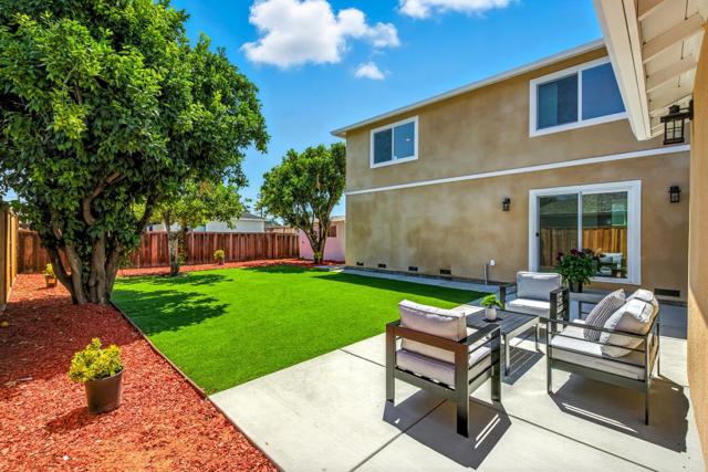 552 Borregas Avenue, Sunnyvale CA: https://media.crmls.org/mediaz/9bb10a8d-b6e1-47db-aa10-24548fa70a54.jpg