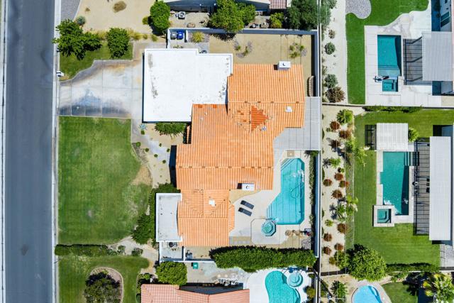 79865 Kingston Drive, Bermuda Dunes CA: https://media.crmls.org/mediaz/9bb1d54e-f761-4258-8e9c-2796628f96ac.jpg