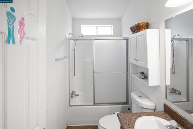 55 PACIFICA AVE, Bay Point CA: https://media.crmls.org/mediaz/9bb207d9-859c-439d-a529-9dbb590fa652.jpg