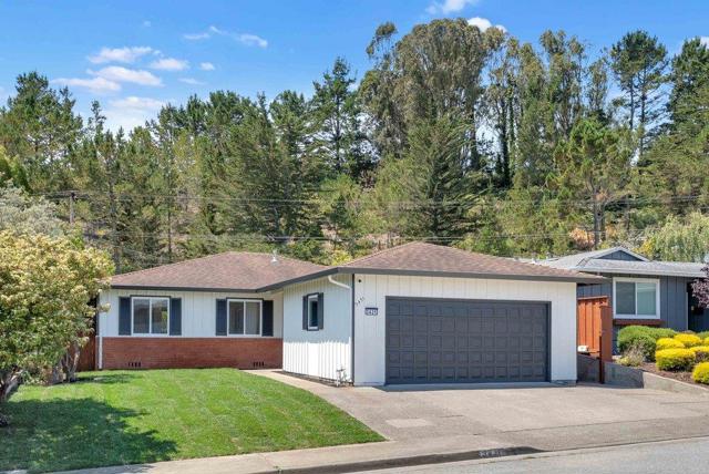 3431 Fleetwood Drive, San Bruno CA: https://media.crmls.org/mediaz/9bb25468-44b5-482b-b46d-98620f471868.jpg