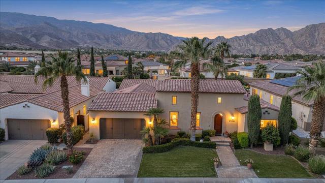 57865 Rosewood Court, La Quinta CA: https://media.crmls.org/mediaz/9bb2a685-0f75-41f4-b43e-b7a2100fe9c9.jpg