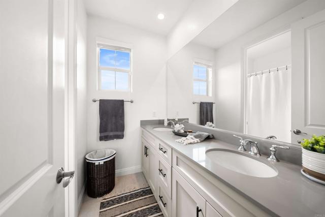 Detail Gallery Image 51 of 75 For 14546 Highcrest Ct, Poway,  CA 92064 - 5 Beds | 4/1 Baths