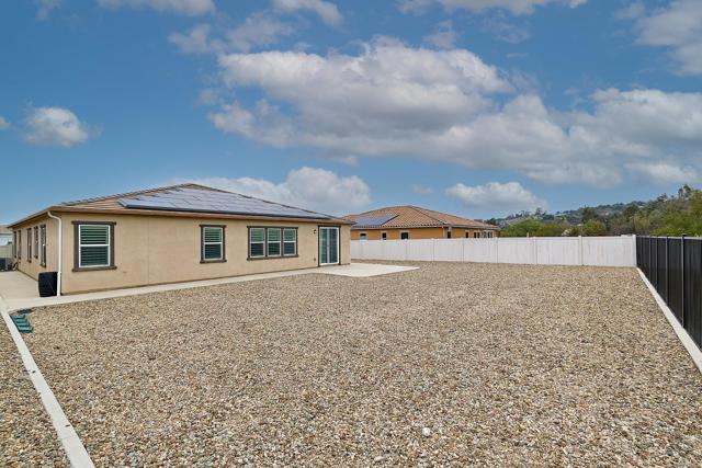 Detail Gallery Image 32 of 53 For 13410 Herringbone Ct, Valley Center,  CA 92082 - 4 Beds | 2/1 Baths