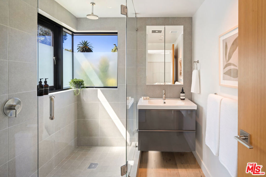 MLS #25596261 image #15