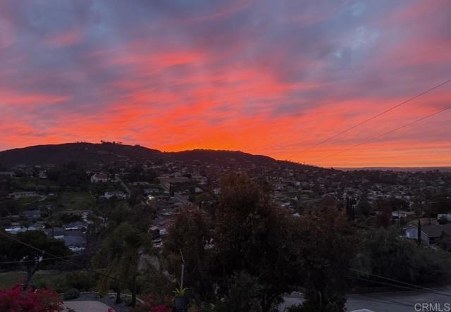 Detail Gallery Image 2 of 60 For 12135 Los Amigos Way, Lakeside,  CA 92040 - 4 Beds | 2/1 Baths