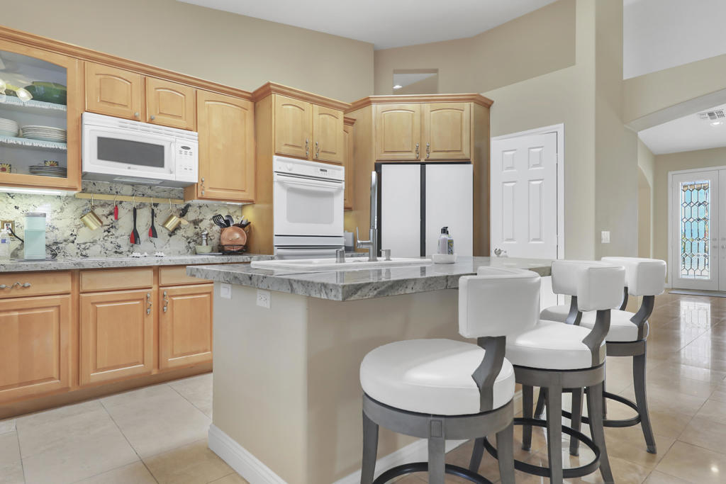 MLS #219136122DA image #3