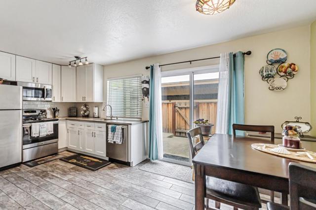 5465 Don Edmondo Court, San Jose CA: https://media.crmls.org/mediaz/9bb7e946-4788-4bfd-b6d1-2865e5c2e17d.jpg
