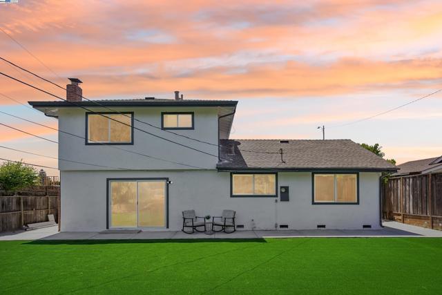 48344 Conifer St, Fremont CA: https://media.crmls.org/mediaz/9bb965ad-ea30-40f9-a1eb-ae00e823cfcf.jpg