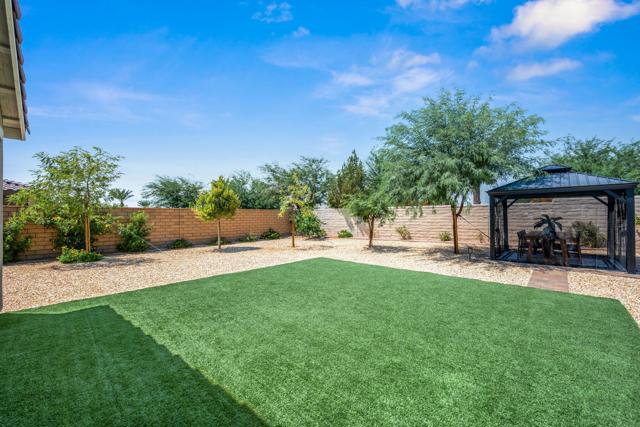 42811 Torno Place, Indio CA: https://media.crmls.org/mediaz/9bb9ef5d-8510-418f-827f-5ecffce63555.jpg