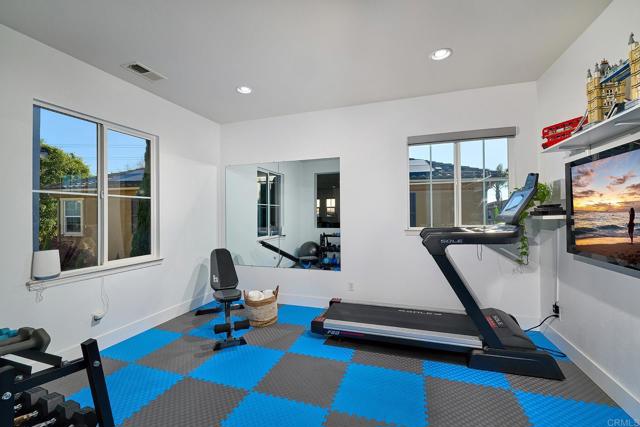 Detail Gallery Image 32 of 42 For 2266 Aventurine Place, Carlsbad,  CA 92009 - 4 Beds | 4 Baths